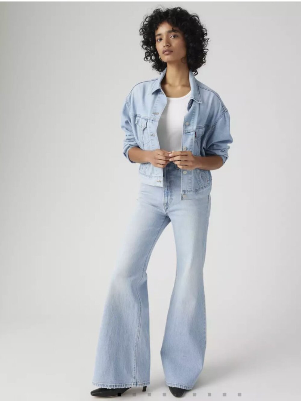 Levi’s Ribcage Bell Jeans Bells And Whistles Light Wash Flare 26 32